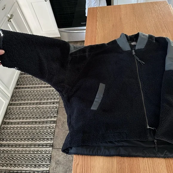 Free People Tournament Fleece black/gray NWOT size M - Picture 10 of 10